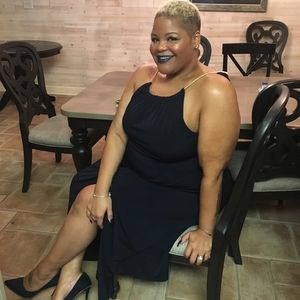 Meet your Posher, Nikki nicole